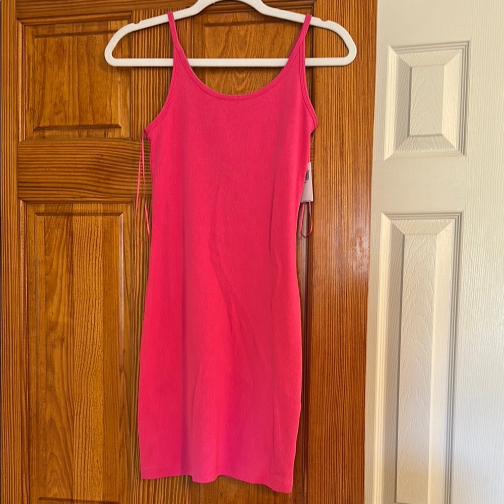Vibrant Pink Ribbed Old Navy Dress. Brand New w Tags Size XS